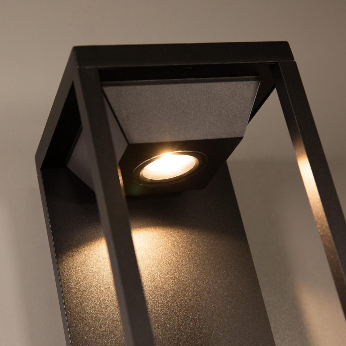 Уличный настенный светильник Favourite Tom 4386-1W