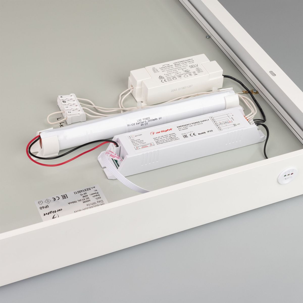 Светодиодная панель Arlight IM-EMERGENCY-3H-S600x600-40W Warm3000 (WH, 120 deg, 230V) 056641