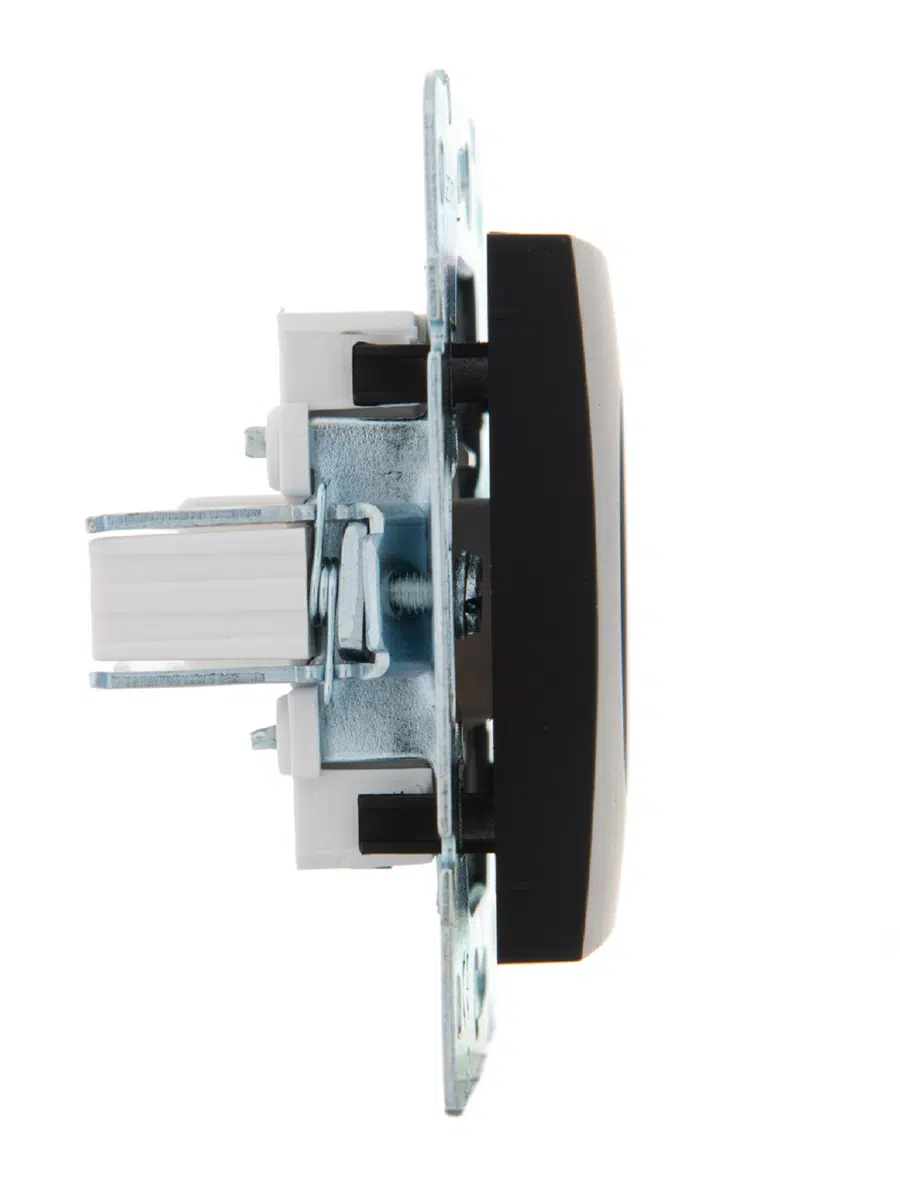 Розетка компьютерная Lezard Karina 707-4288-140