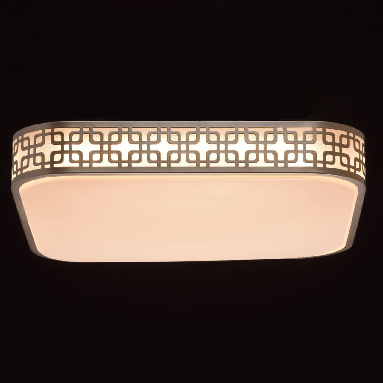Потолочный светодиодный светильник ДУ De Markt Ривз 12 674015201