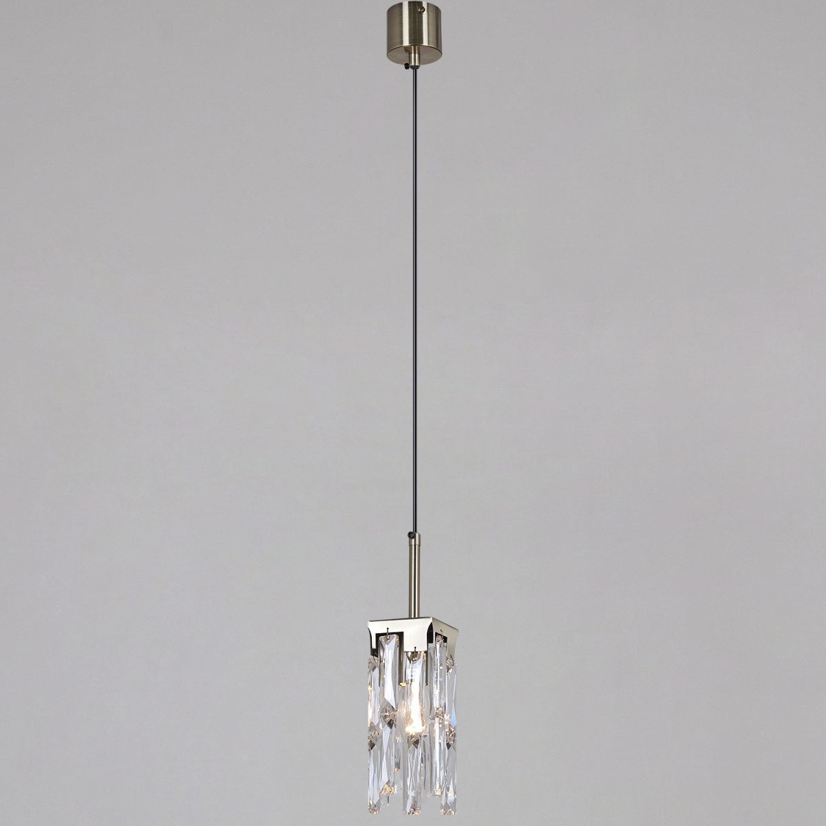 Подвесной светильник Illumico IL3600-1PSQ-26 AB DS