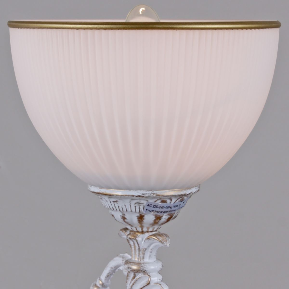 Подвесная люстра Reluce 53447-0.4-08