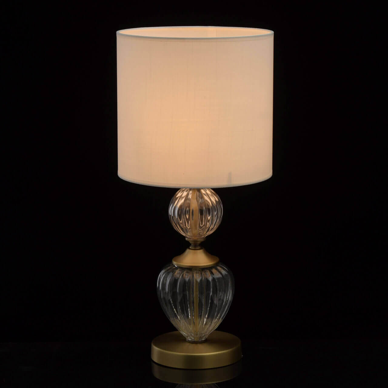 Настольная лампа Chiaro Оделия 1 619031001 в #REGION_NAME_DECLINE_PP#