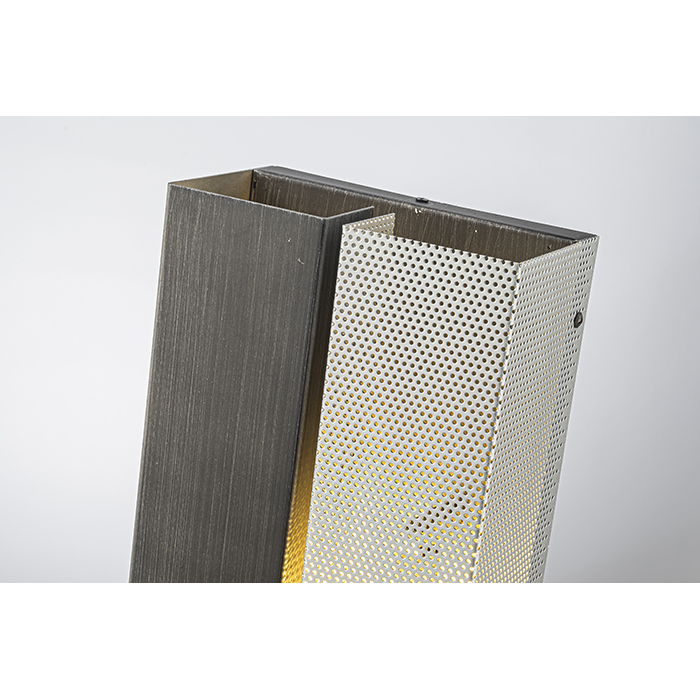 Настенный светильник Bojeni Veloce BLB-V0118-010-BL