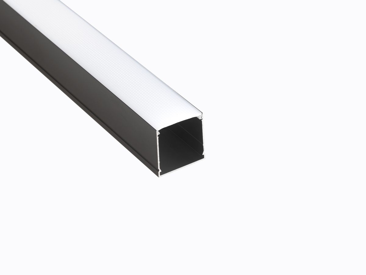 Профиль накладной LEDS POWER СПН3030 алюм. черный с призм.рассеивателем 2м 008509