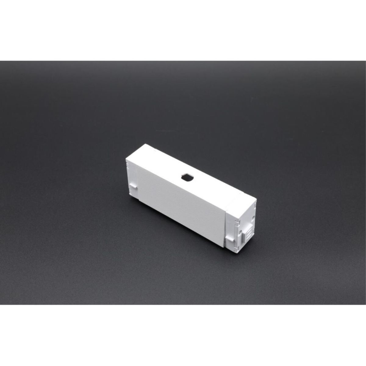 Адаптер для трекового магнитного светильника Aployt Magnetic track 220 APL.0207.10.01