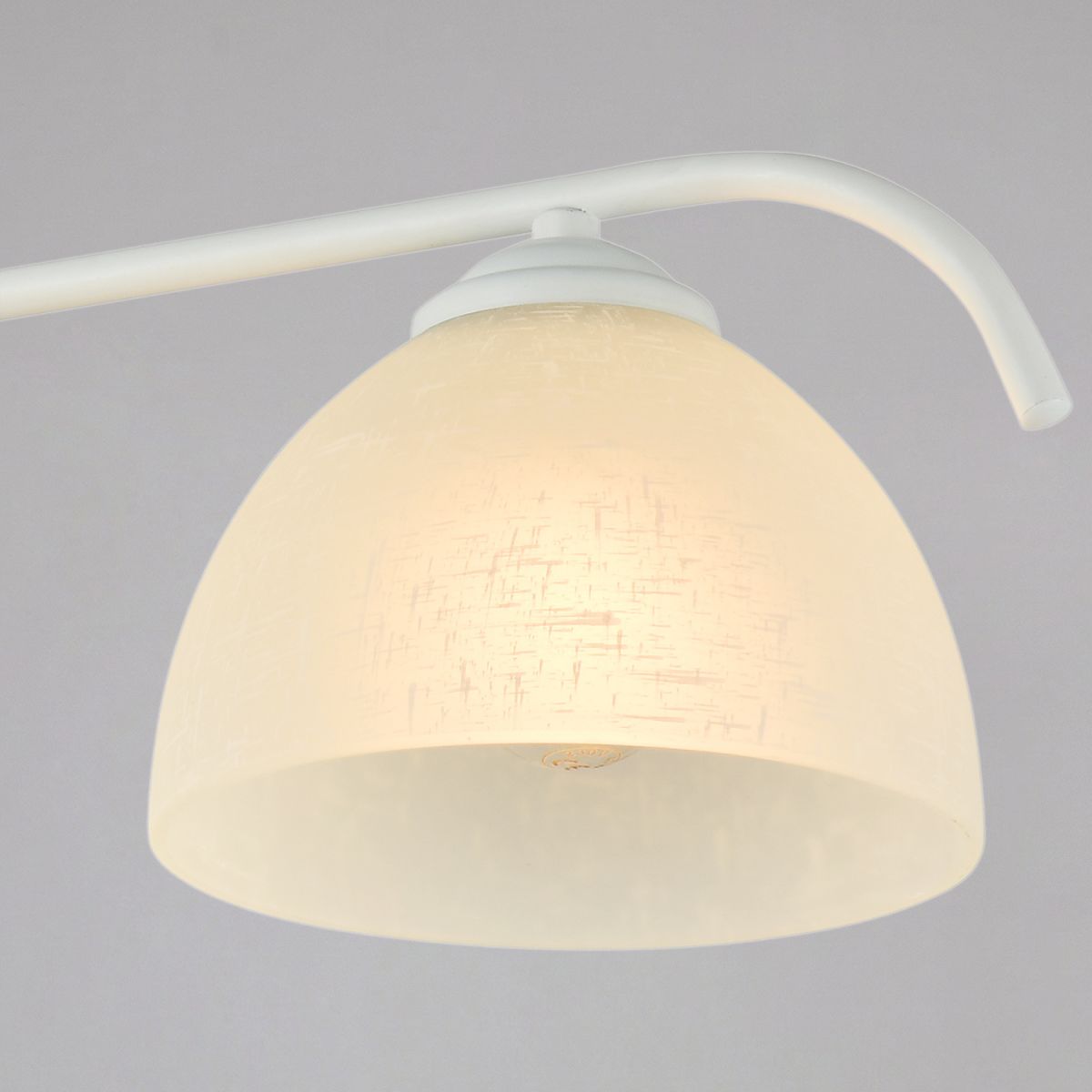 Люстра на штанге Reluce CL 79670-0.3-05 WT