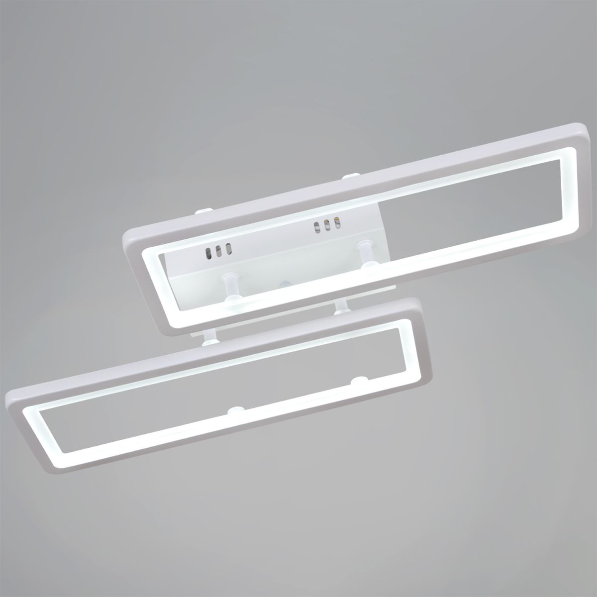 Потолочный светильник Reluce 03629-0.3-02C WH