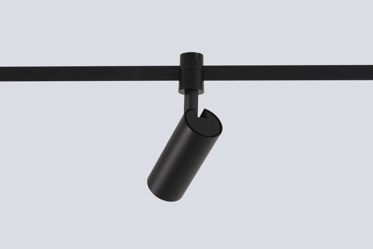 Трековый светильник для гибкой магнитной системы Crystal Lux Trace 48V CLT 0.37 003 9W BL SMART