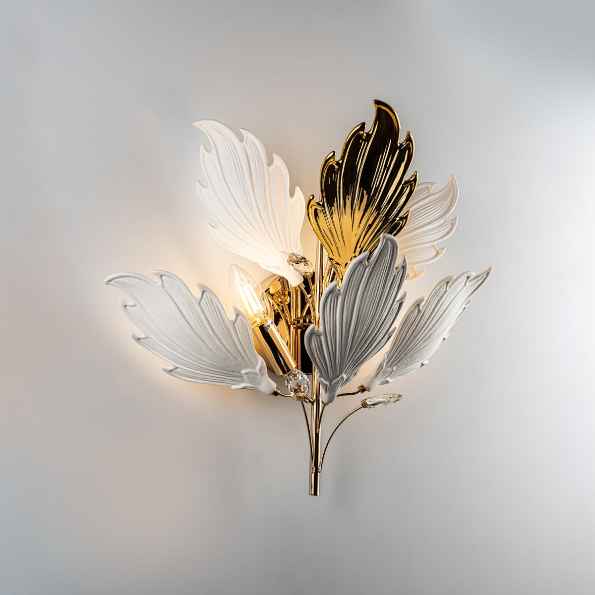 Настенный светильник Modelux ML.6869.450 GD