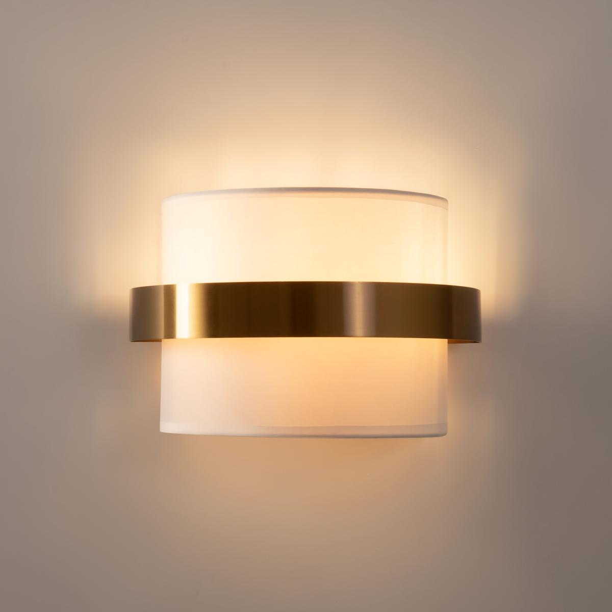 Настенный светильник Freya Bride FR5367WL-02BS