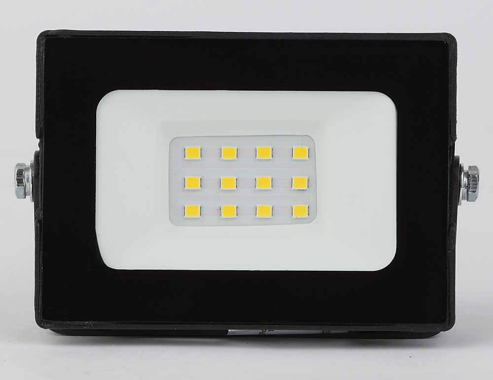 Прожектор светодиодный ЭРА LPR-021-0-40K-010 Б0043554