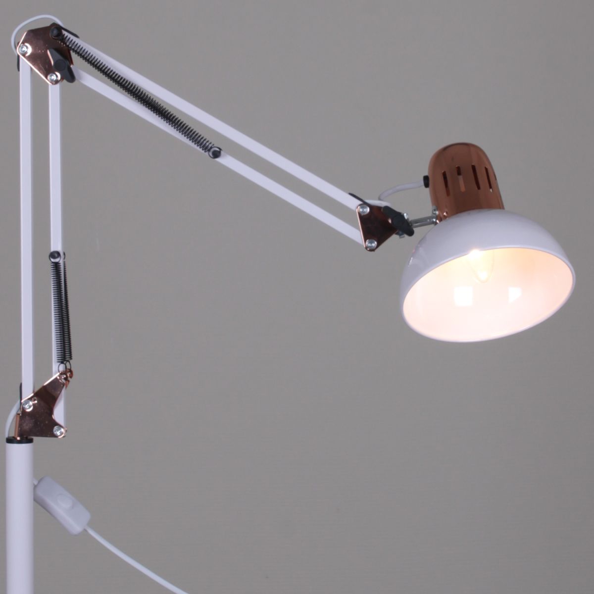 Торшер Reluce 00880-0.6-01HV WT