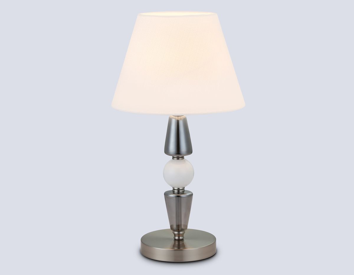 Настольная лампа Ambrella Light High Light Classic LH75262