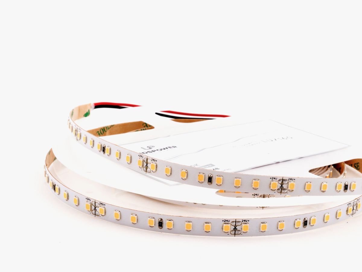 Светодиодная лента LEDS POWER 2835 128/м (12Вт/м) 24В нейтральная LUX160 006130