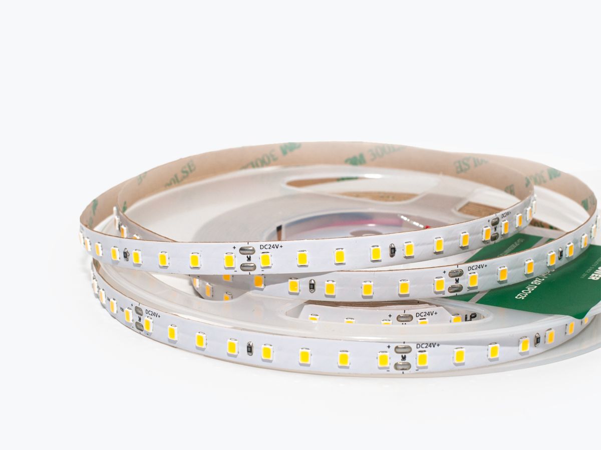 Светодиодная лента LEDS POWER 2835 112/м (10Вт/м) 24В нейтральная, серия ПРО125 008752