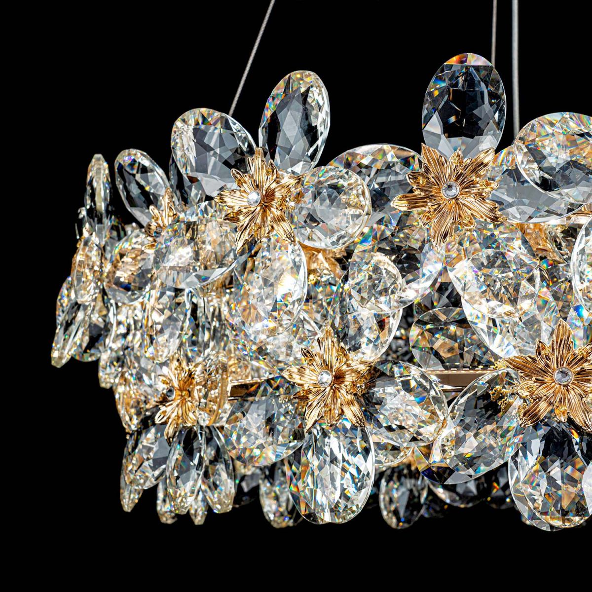 Подвесная люстра с пультом Modelux ML.9520.600 GD