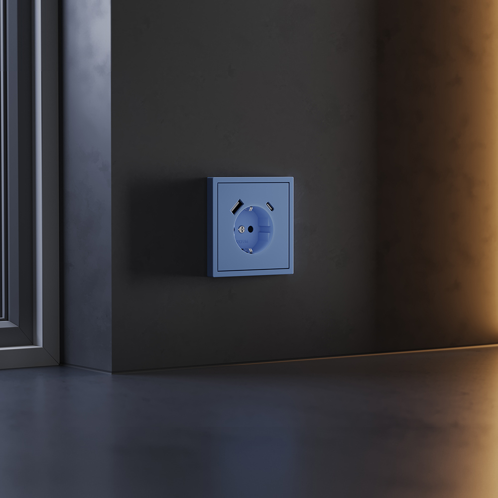 Накладка для розетки с заземлением и защитными шторками, с USB A+C Voltum S70 (деним) VLS001015