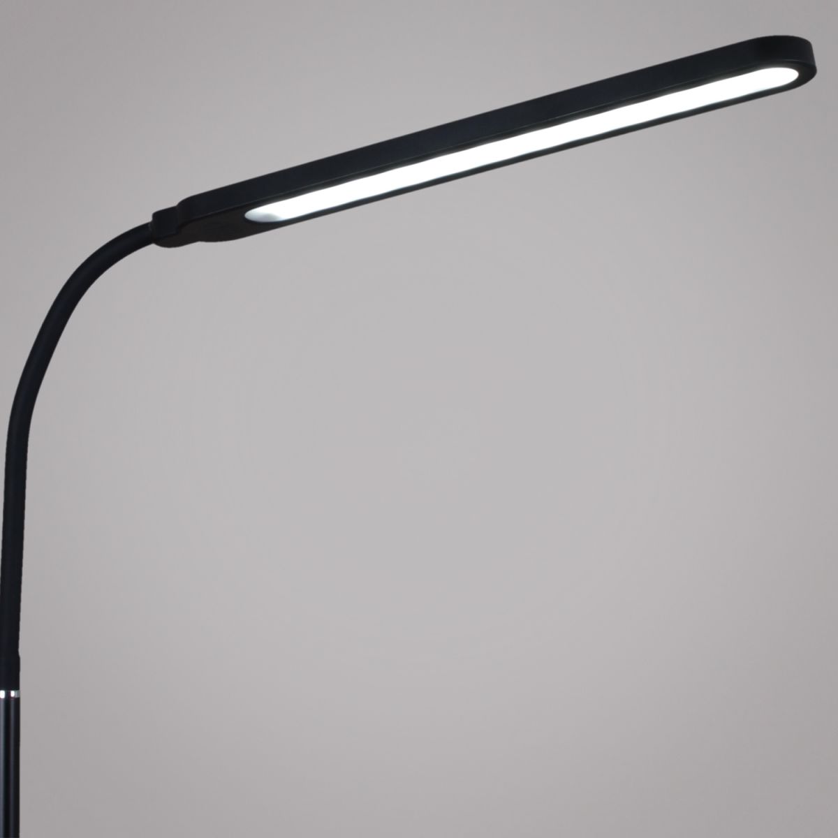 Торшер Reluce 00099-0.7-01 BK