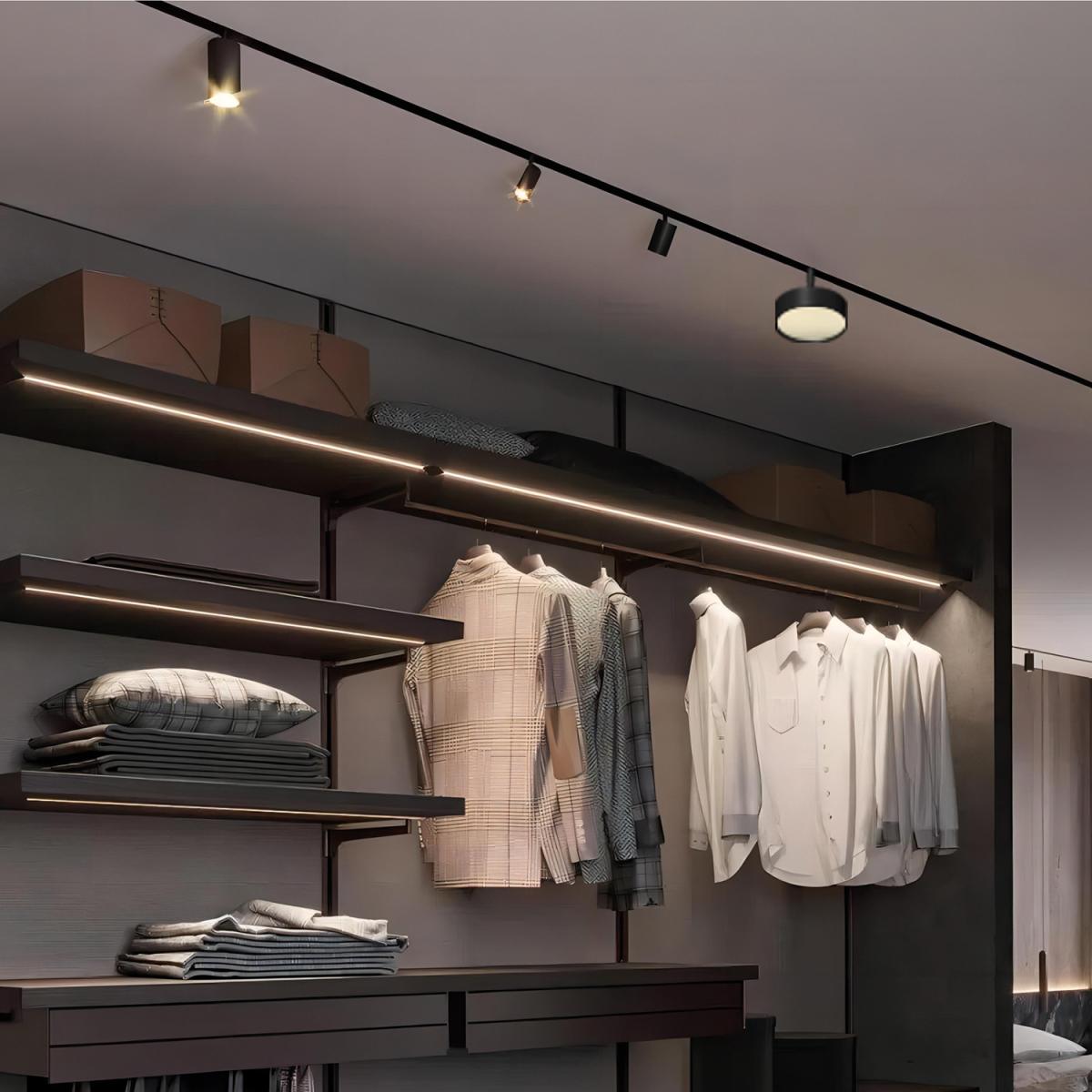 Трековый магнитный светильник Favourite Logica 4586-1P