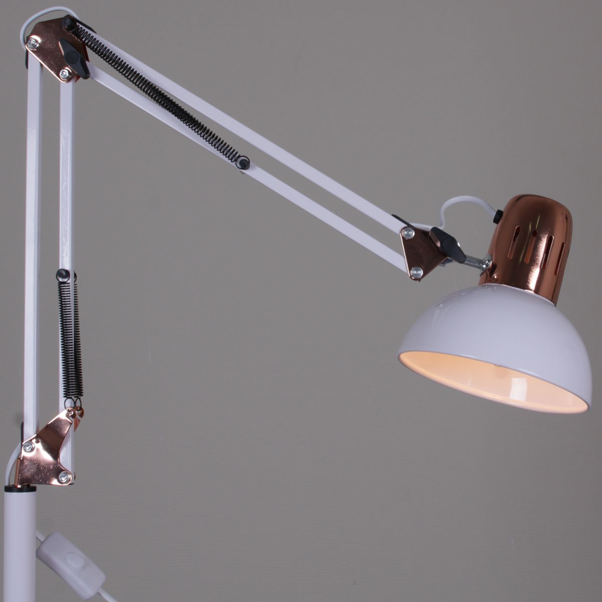 Торшер Reluce 00880-0.6-01HV WT