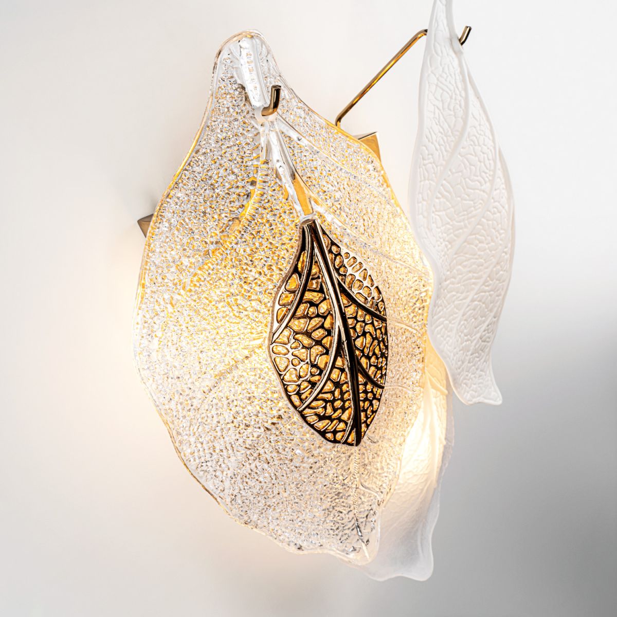 Настенный светильник Modelux ML.6770.390 GD