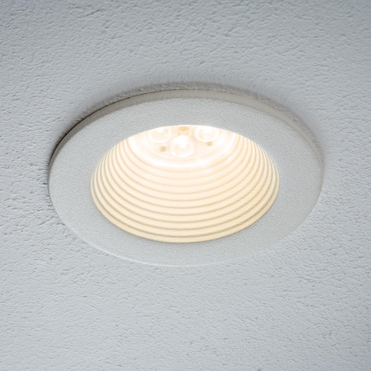 Встраиваемый светодиодный светильник Paulmann Helia 92635 в #REGION_NAME_DECLINE_PP#