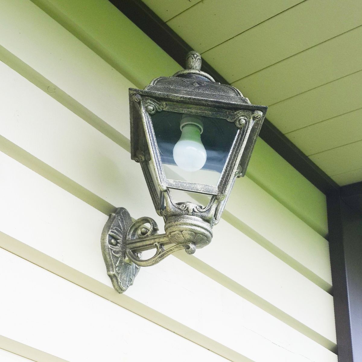 Уличный настенный светильник Fumagalli BISSO/CEFA U23.131.000.BXE27