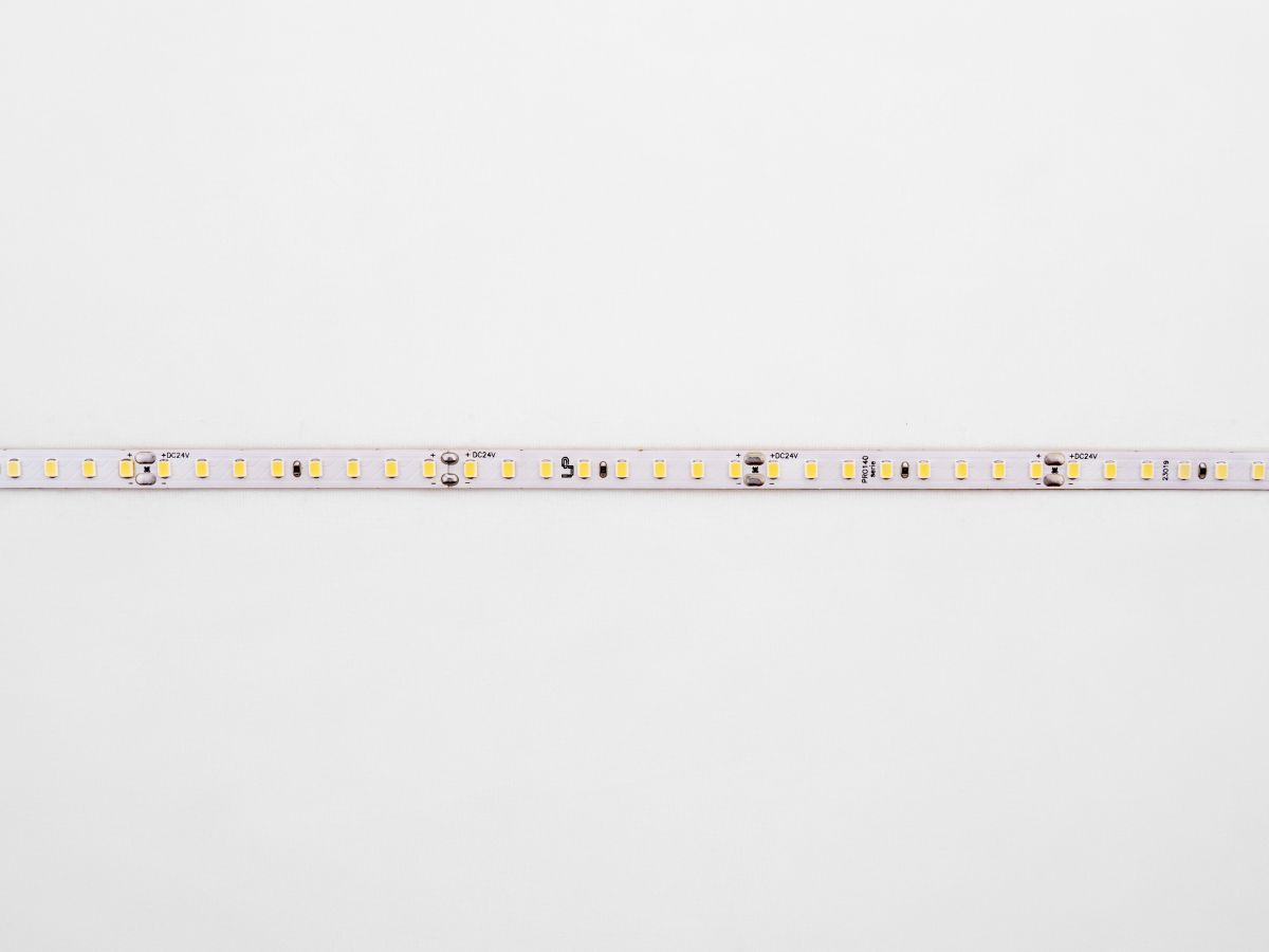 Светодиодная лента LEDS POWER 2835 128/м (12Вт/м) 24В холодная, серия ПРО140 005195