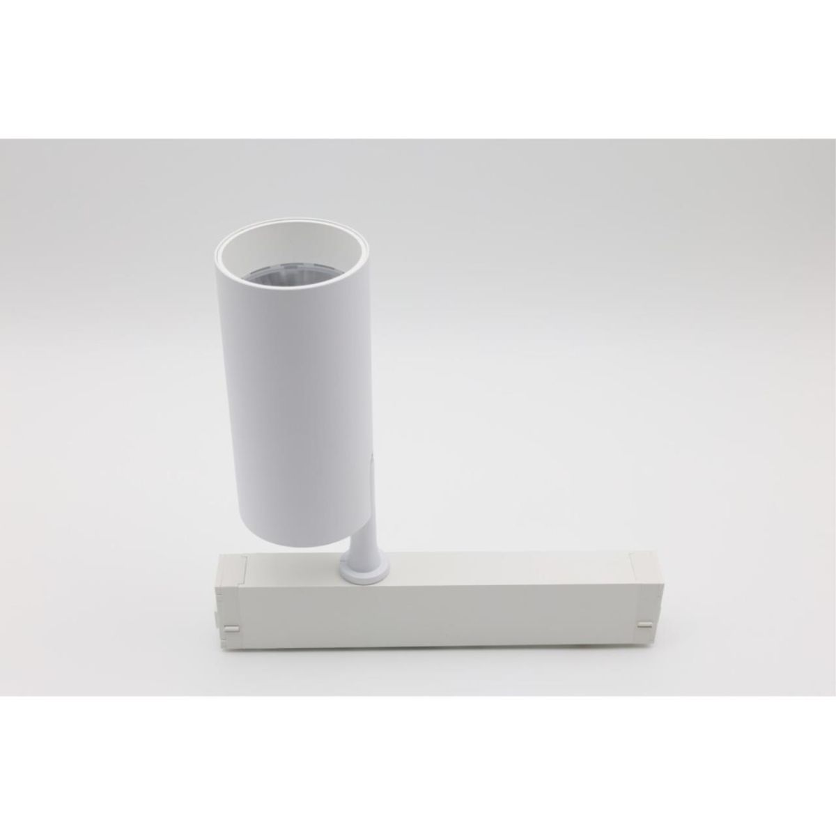 Трековый магнитный светильник Aployt Magnetic track 220 APL.0205.10.20