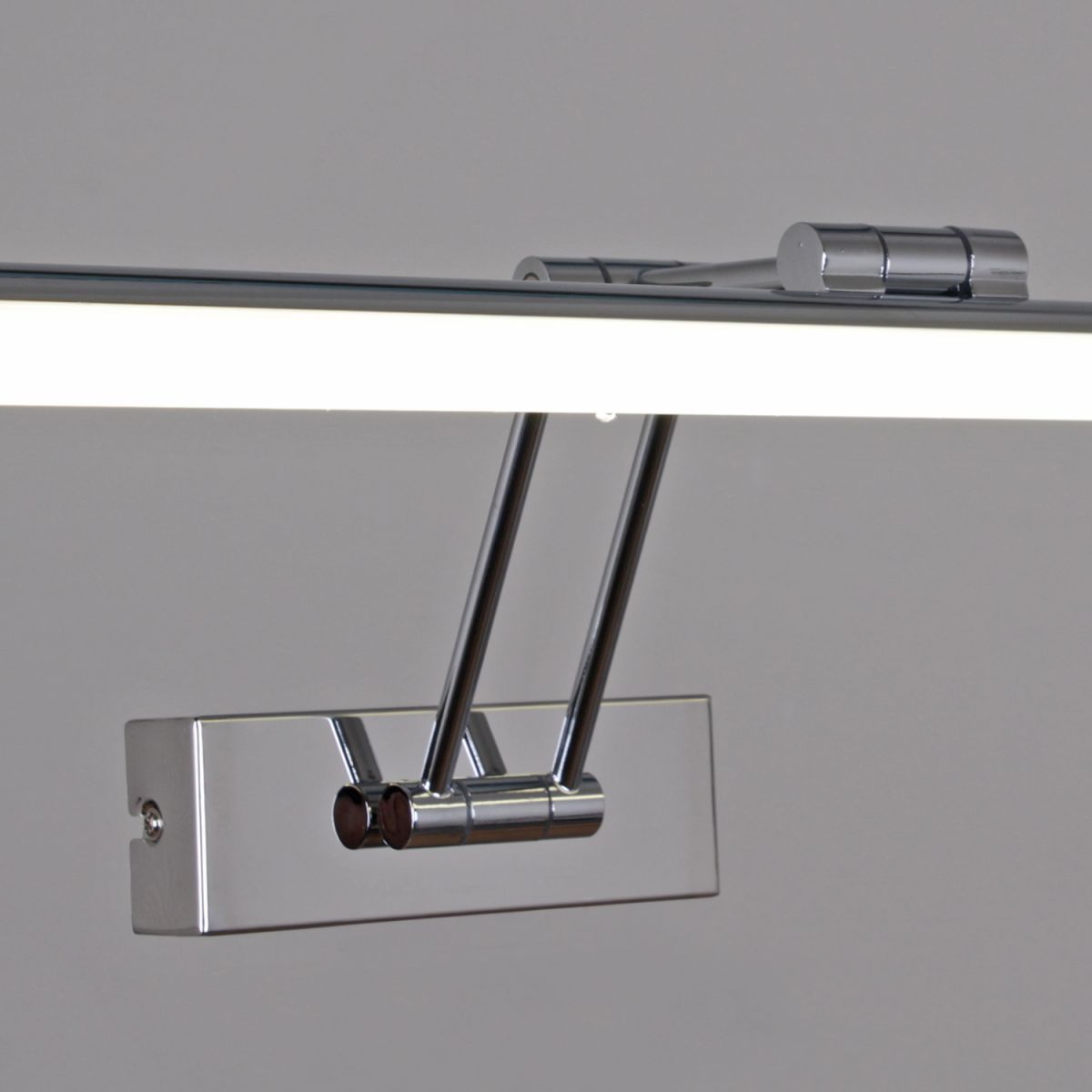 Подсветка для зеркал Reluce 06803-0.2-505