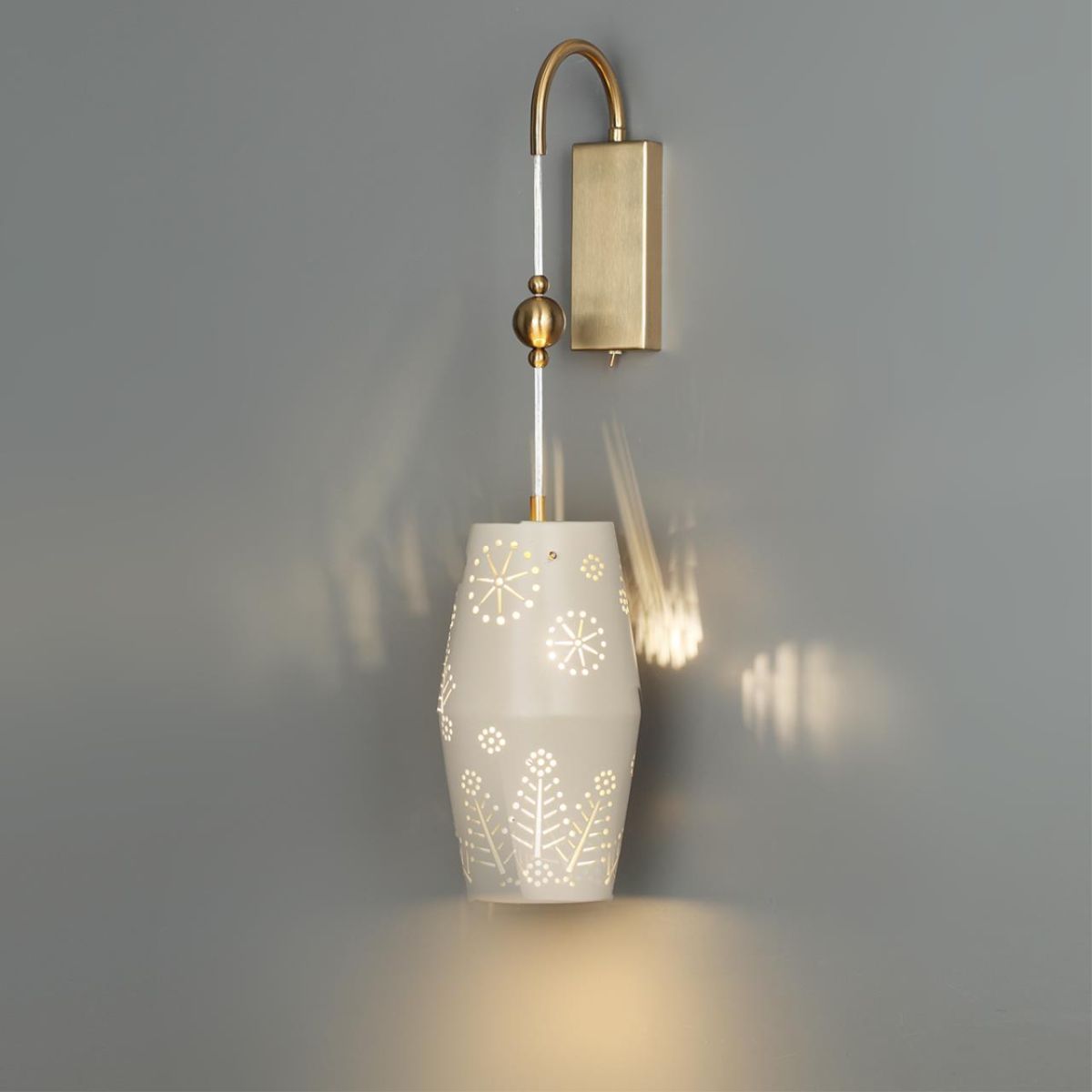 Прикроватное бра Odeon Light Pendant Karelia 5444/1W