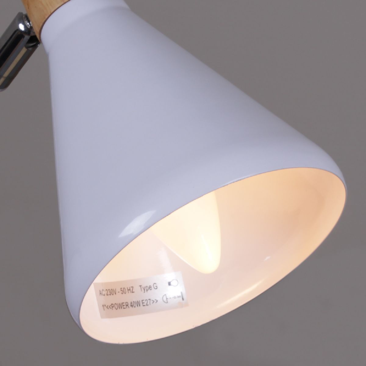 Настольная лампа Reluce 02273-0.7-01 WH