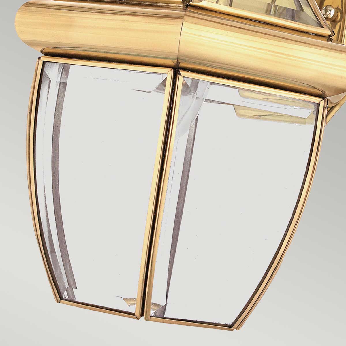 Уличный настенный светильник Quoizel QZ-NEWBURY2-M-PB
