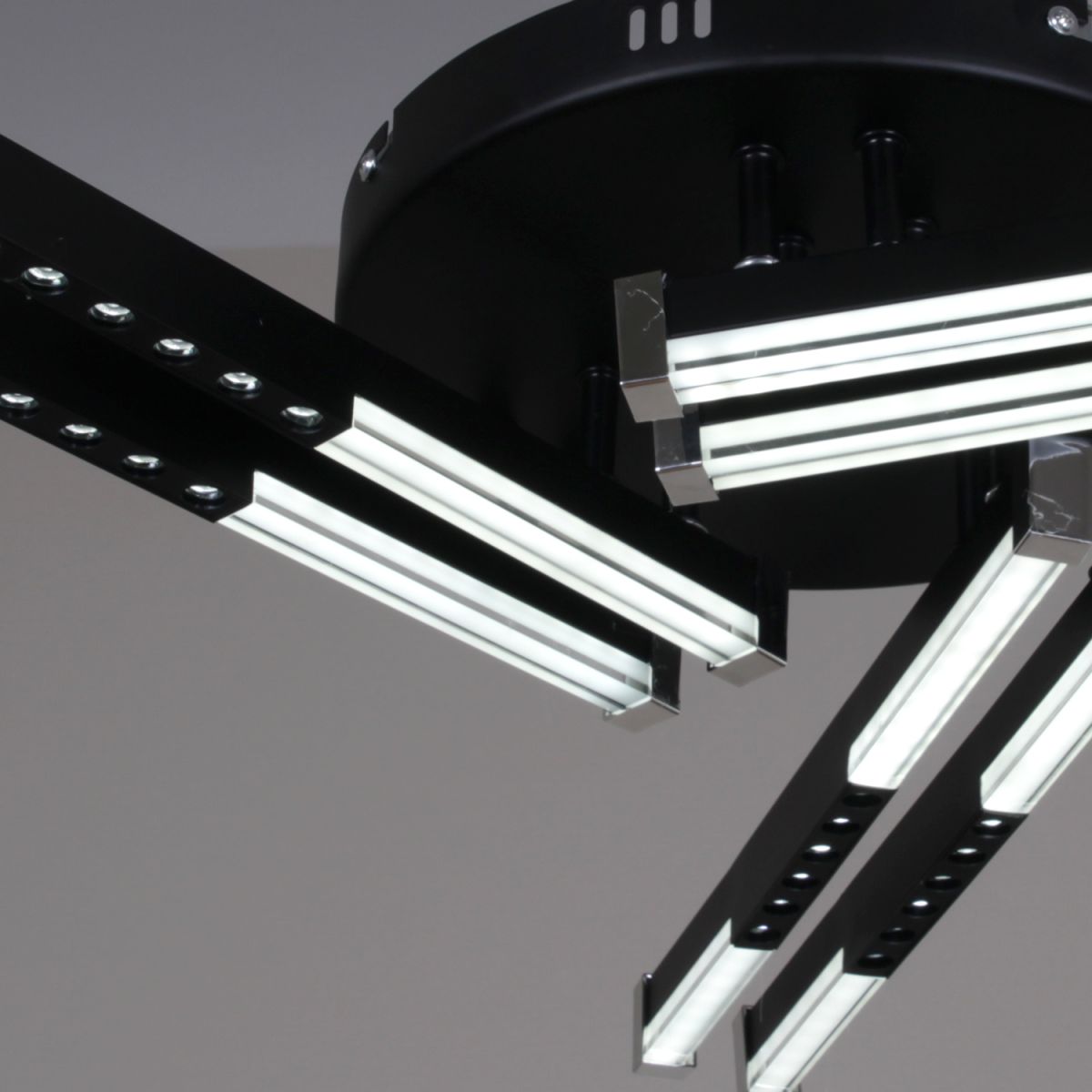 Потолочный светильник Reluce 24090-0.3-06 BK