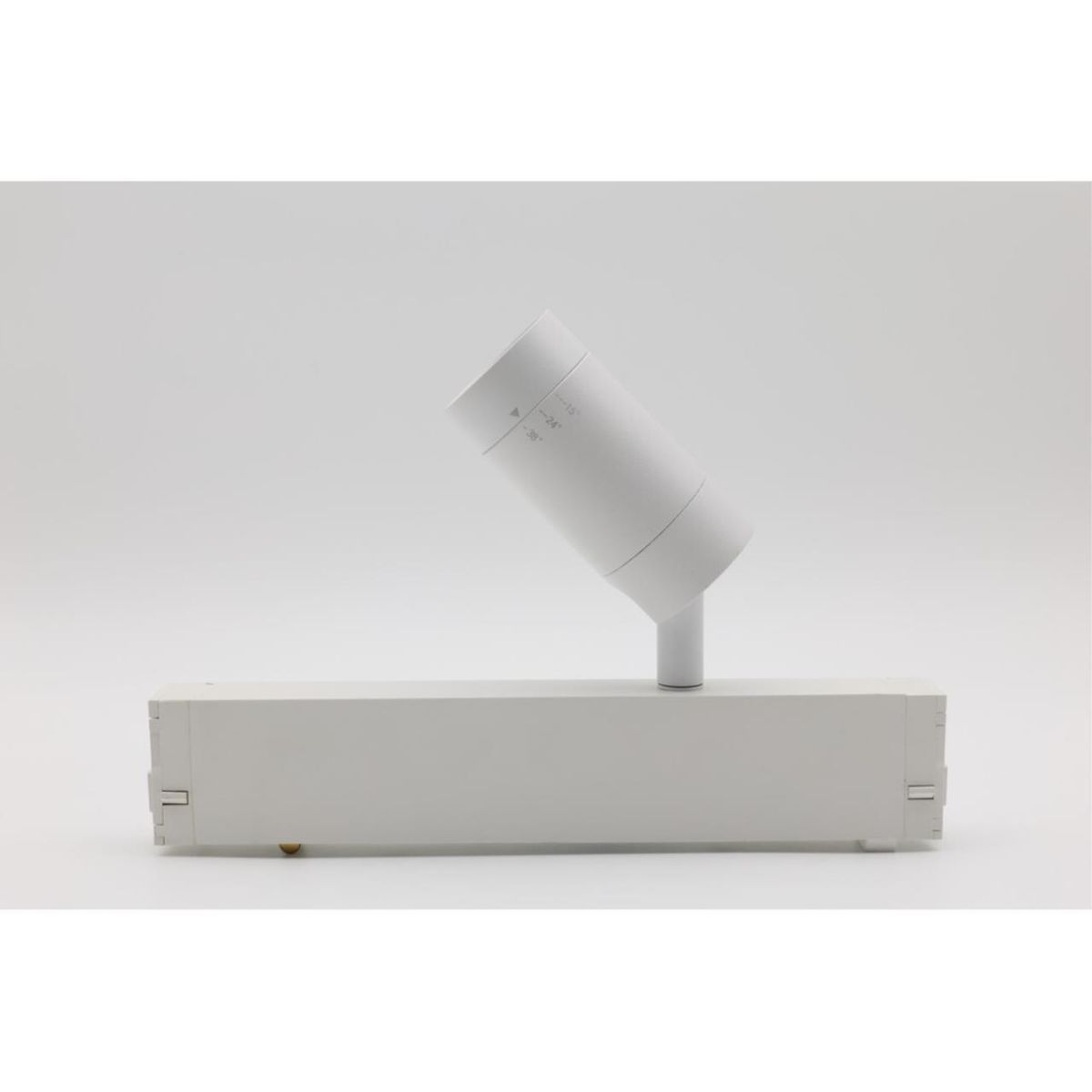 Трековый магнитный светильник Aployt Magnetic track 220 APL.0204.10.07