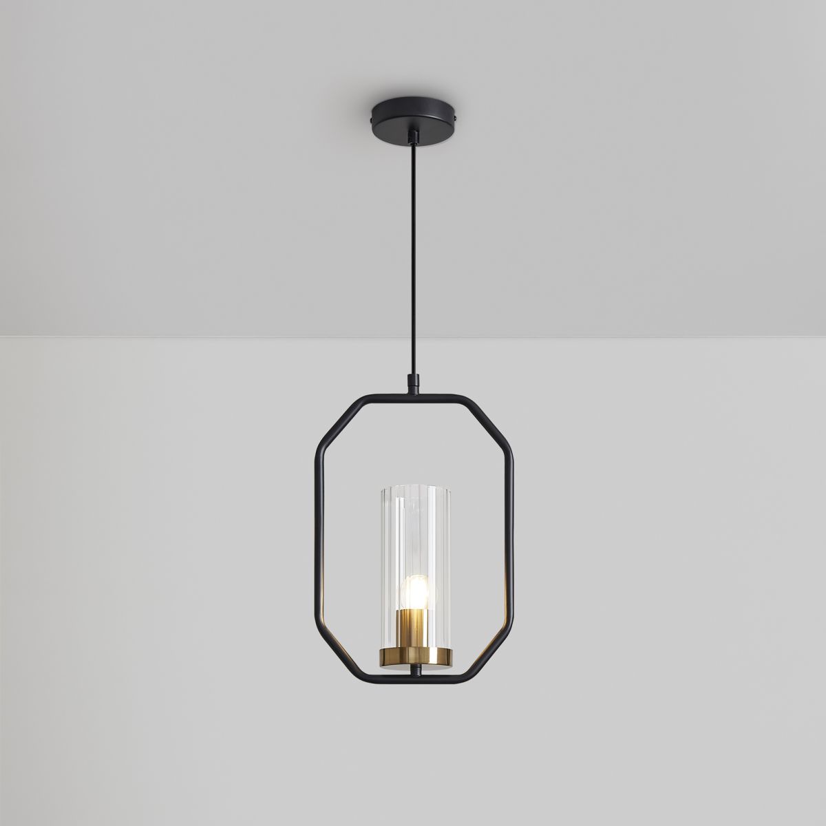 Подвесной светильник Freya Lumi FR5524PL-01BBZ