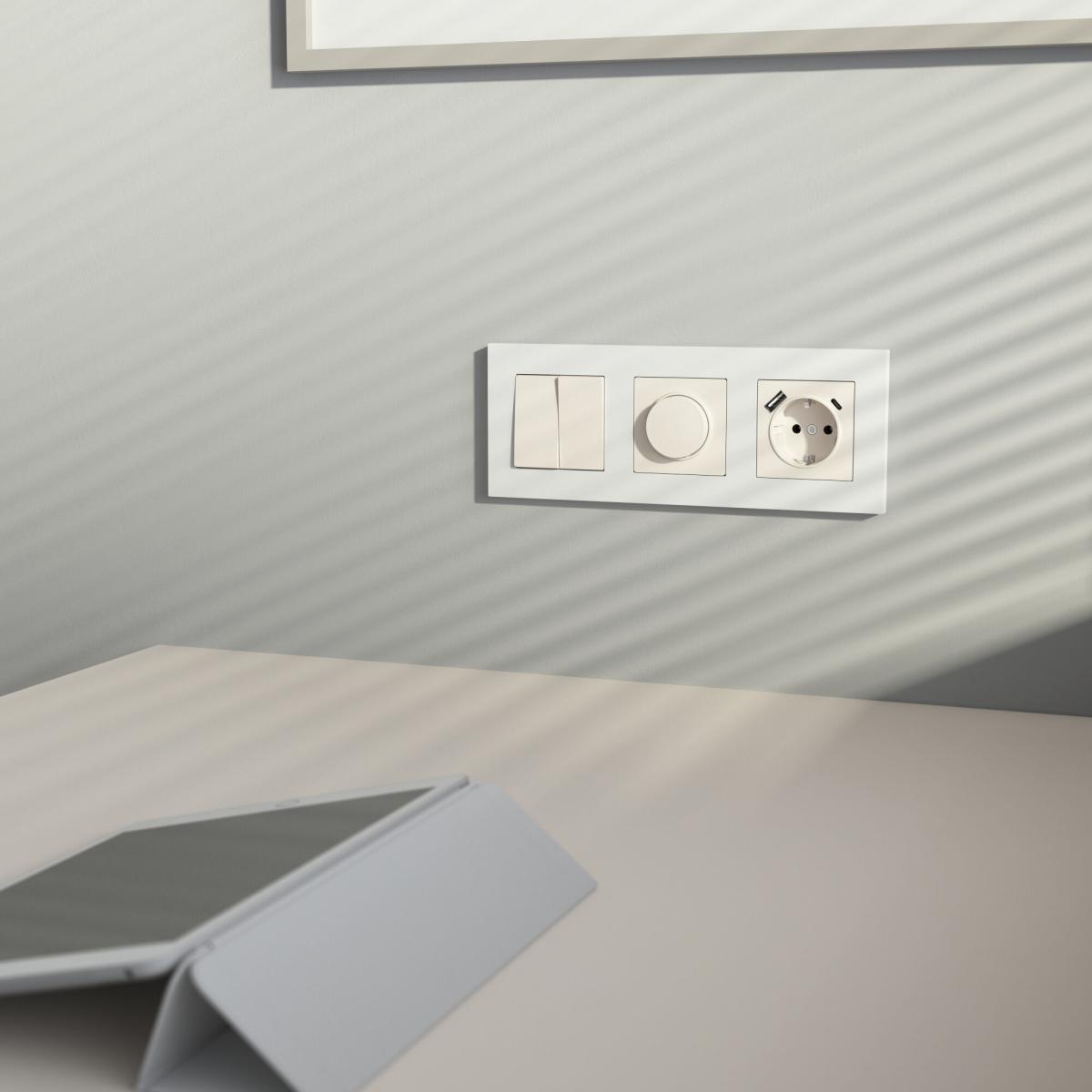 Розетка с/з со шторками и USB тип A+C Werkel W1171762 4690389213274 a069611