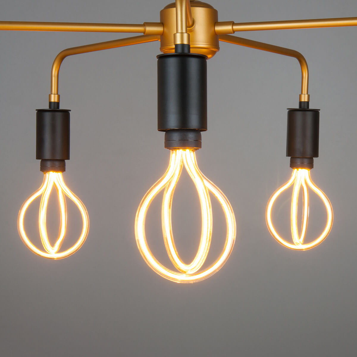 Лампа светодиодная филаментная Elektrostandard E27 8W 2400K прозрачная 4690389136078 в #REGION_NAME_DECLINE_PP#