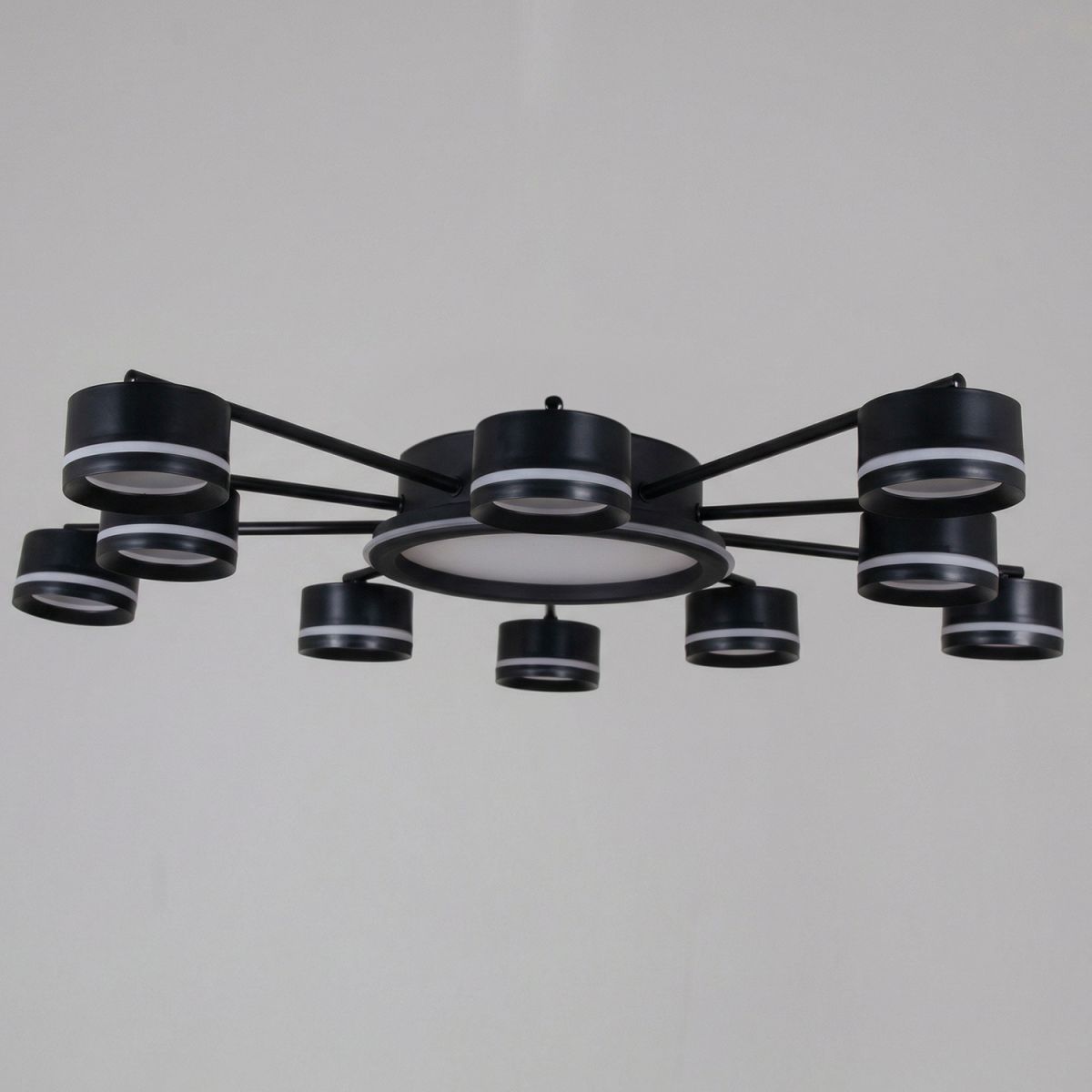 Потолочная люстра Reluce 20590-0.3-5+5+1 Black