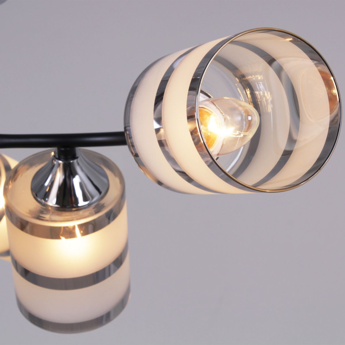 Люстра на штанге Reluce 45360-0.3-06 BK+CR