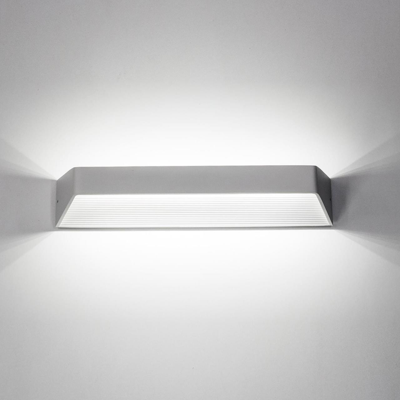 Настенный светодиодный светильник Citilux Декарт CL704330 в #REGION_NAME_DECLINE_PP#