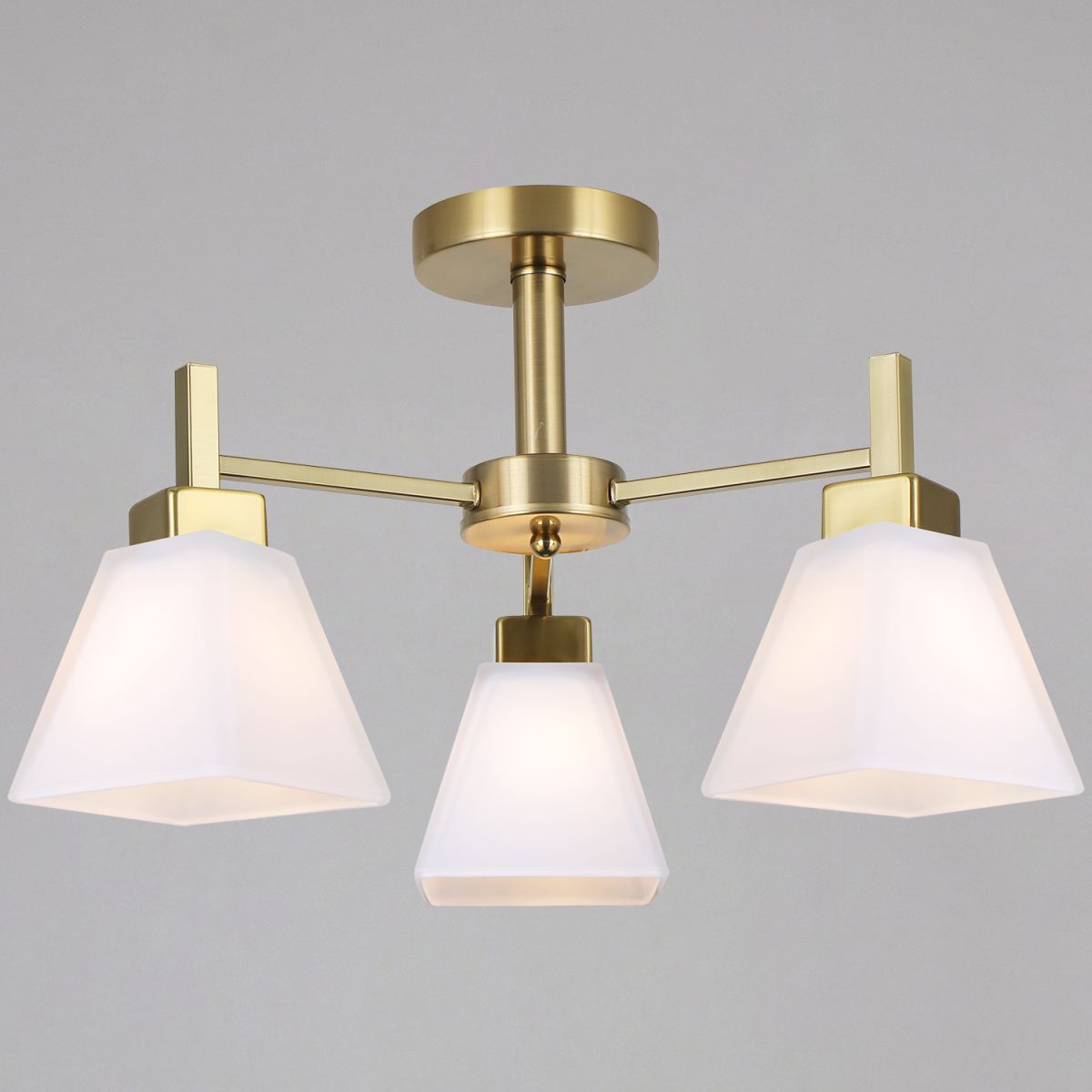 Люстра на штанге Reluce CL 32570-0.3-03 CP