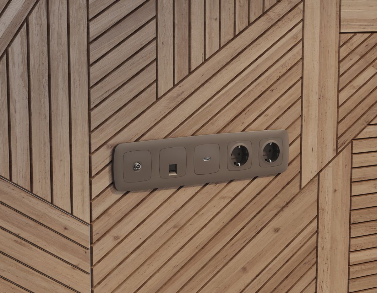 Комплект механизма компьютерной розетки Ambrella Volt RJ-45 (8P8C) CAT6A экранированной с автоматической защитной шторкой OMEGA MO642005 Темная бронза матовый QUANT (OP6420, VM185)