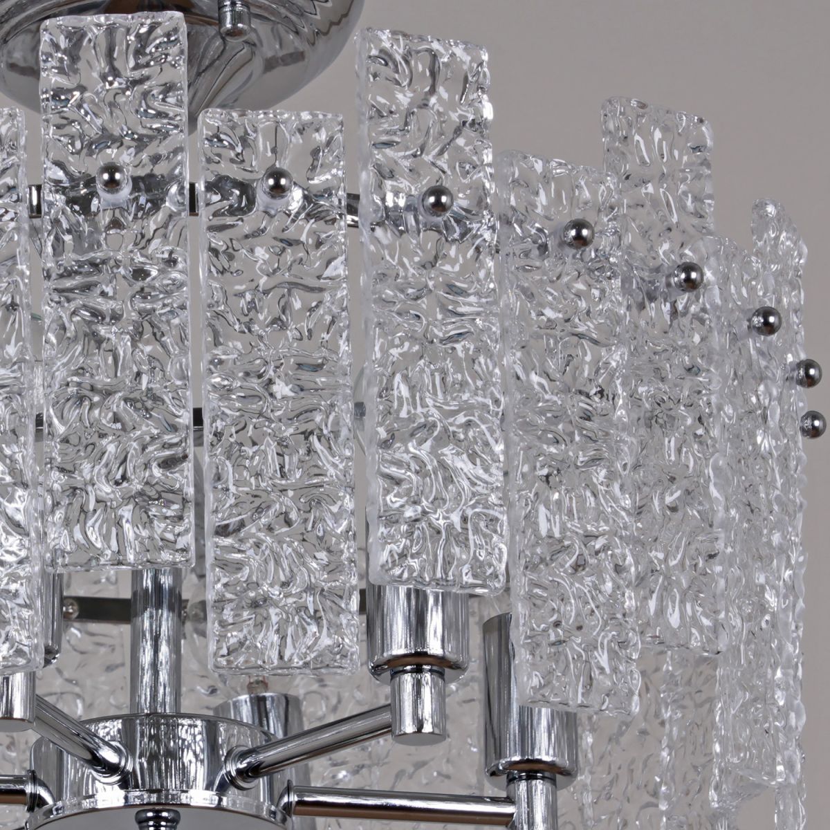 Потолочная люстра Reluce 89043-0.3-10