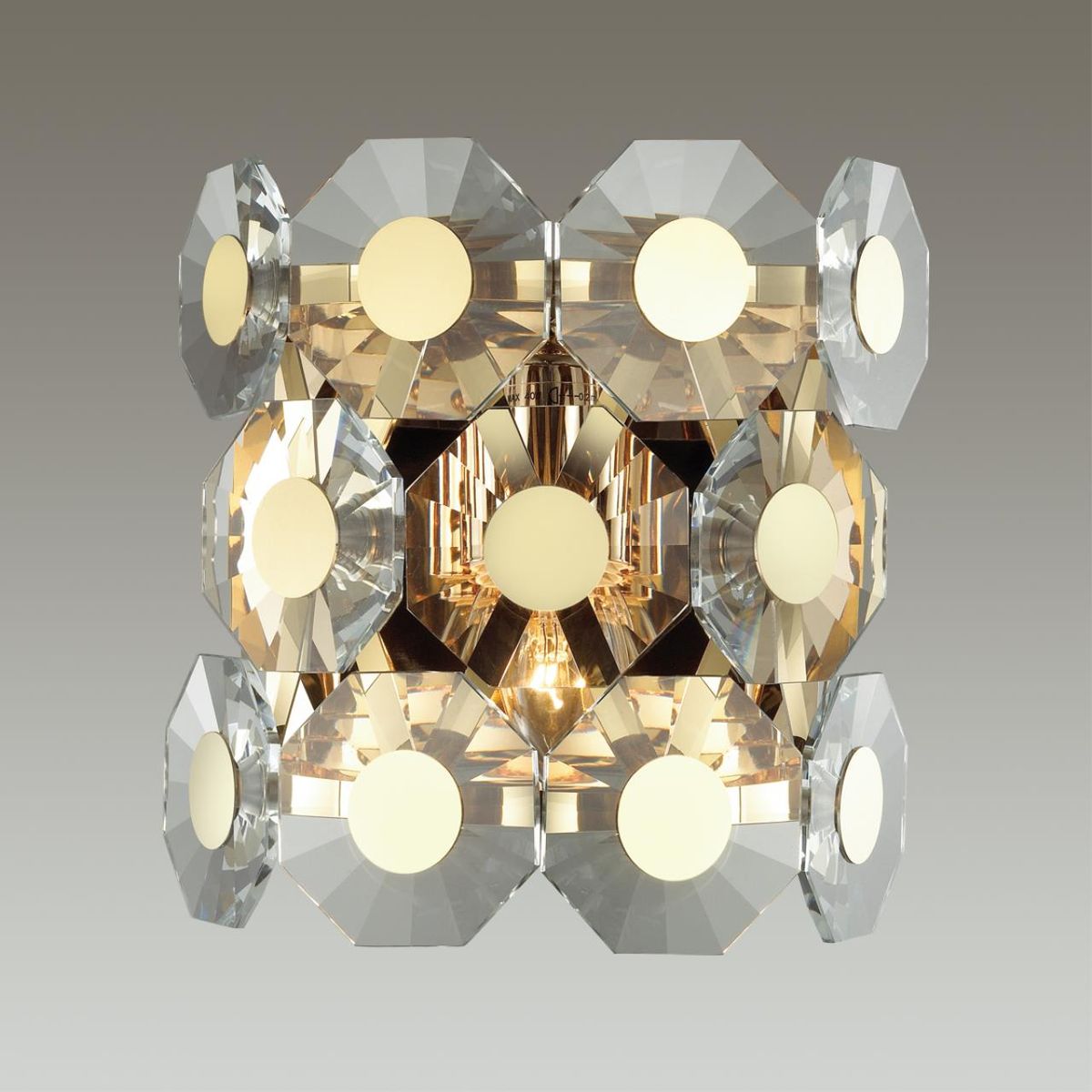 Настенный светильник Odeon Light Tokata 4974/1W