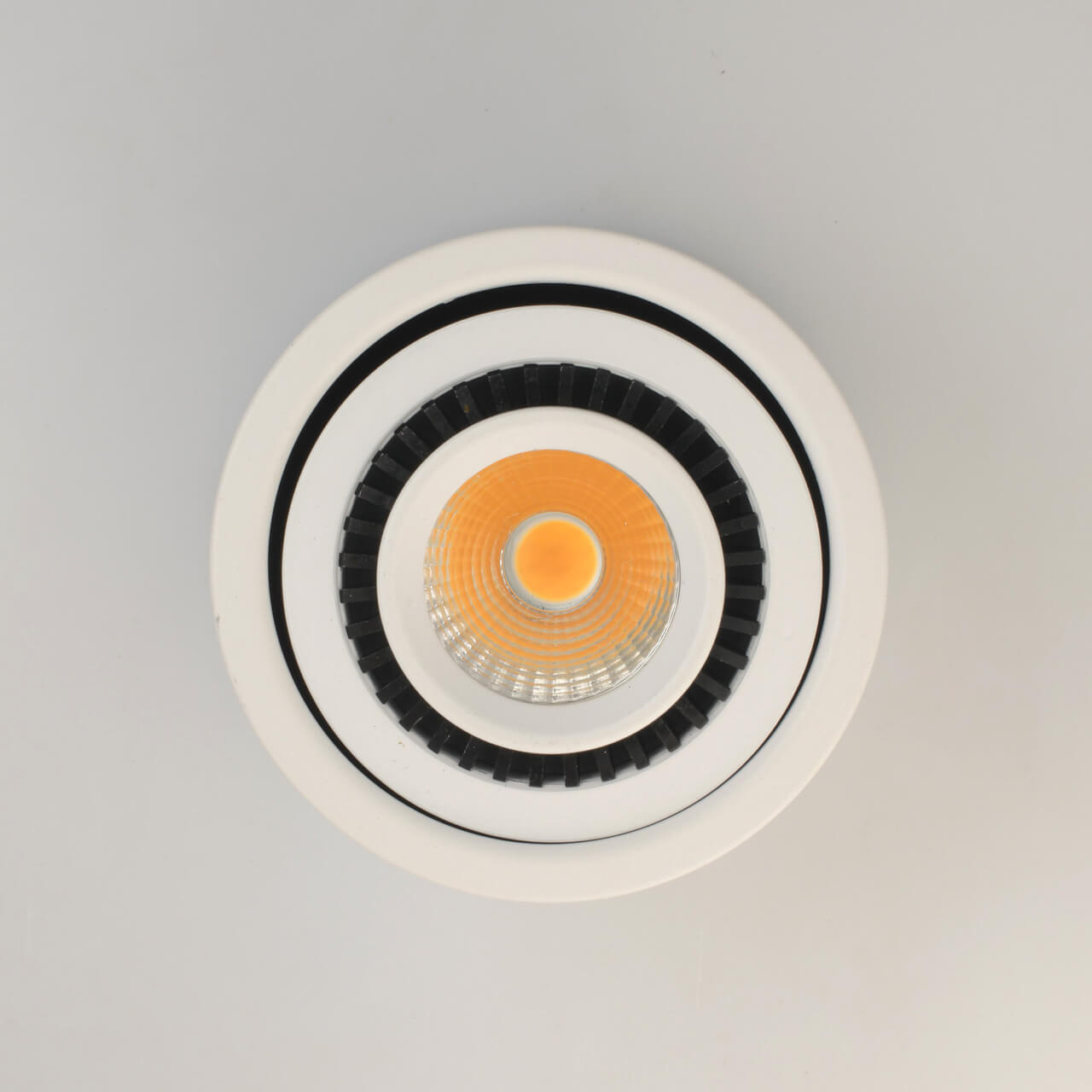 Потолочный светодиодный светильник De Markt Круз 20 637017101