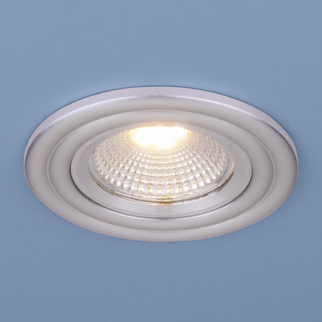 Встраиваемый светодиодный светильник Elektrostandard 9902 LED 3W COB SL серебро 4690389106118 в #REGION_NAME_DECLINE_PP#