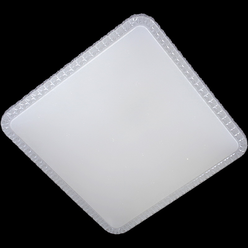 Потолочная люстра Reluce 09760-0.3-540 WH УЦ