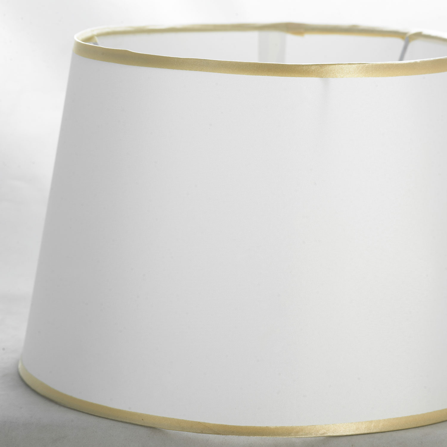 Настольная лампа Lussole LSP-0585 в #REGION_NAME_DECLINE_PP#